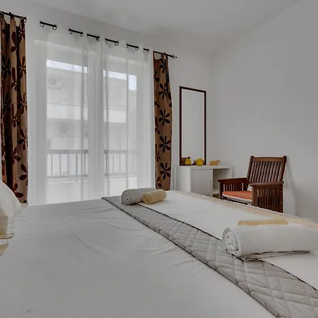 Vanda Apartment