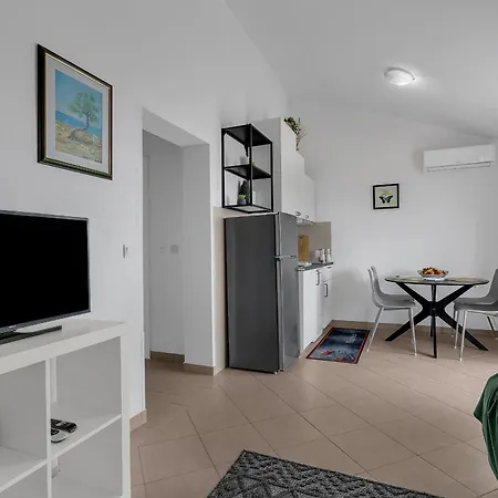 Vanda Apartment